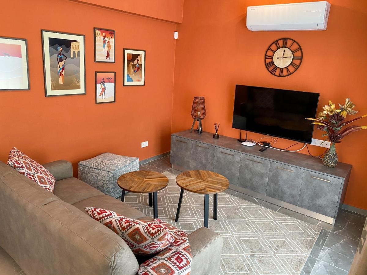 Luxury Villa Roma Near The Beach Коръл бей Екстериор снимка