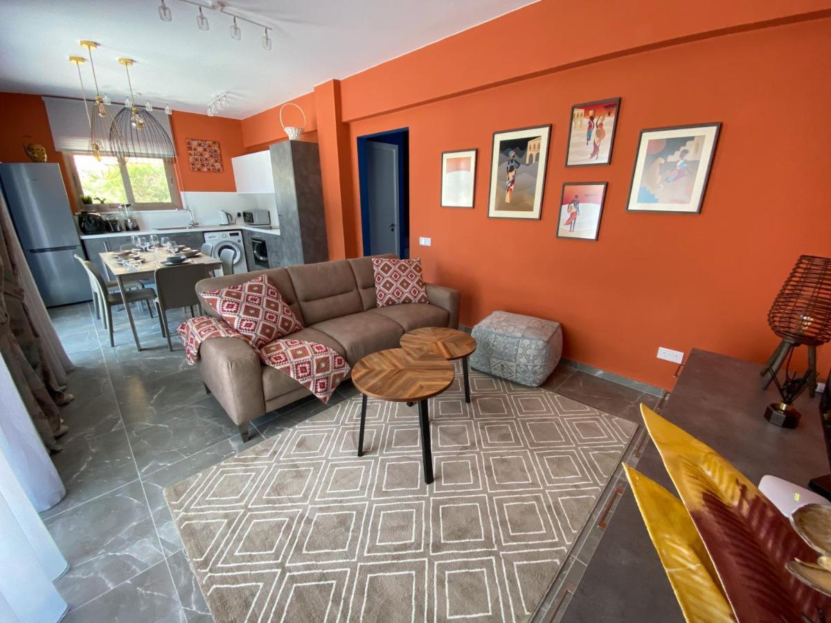 Luxury Villa Roma Near The Beach Коръл бей Екстериор снимка
