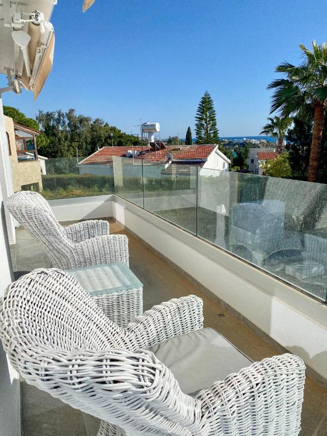Luxury Villa Roma Near The Beach Коръл бей Екстериор снимка
