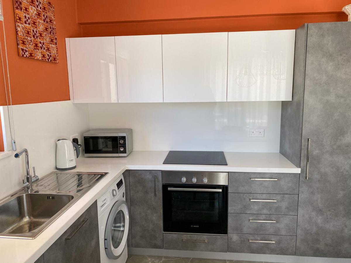 Luxury Villa Roma Near The Beach Коръл бей Екстериор снимка