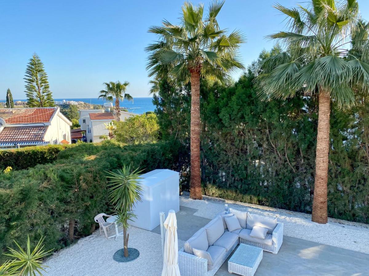 Luxury Villa Roma Near The Beach Коръл бей Екстериор снимка